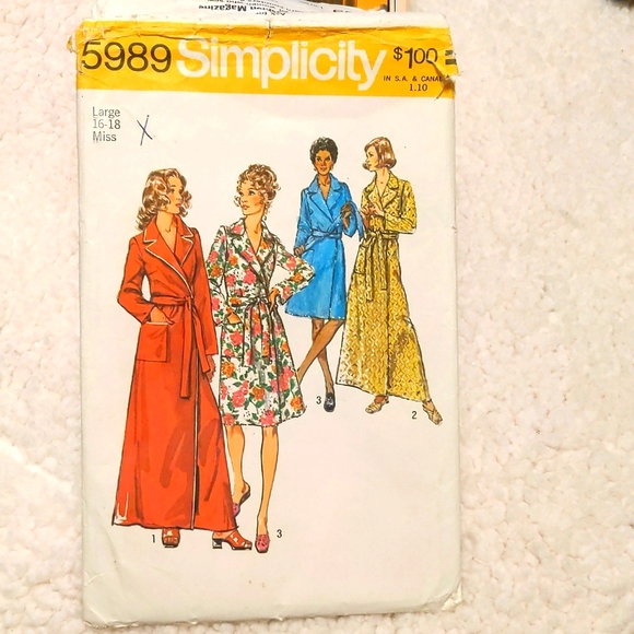 1973 Simplicity Robe pattern. - Picture 1 of 6